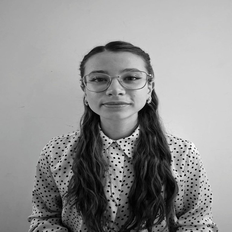 Dra. Alina Hernández - Psicoterapeuta en Cartago