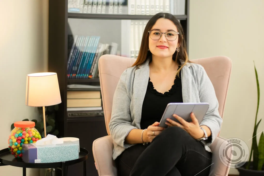 Psicoterapeuta en Alajuela - Dra. Ayleen Cascante