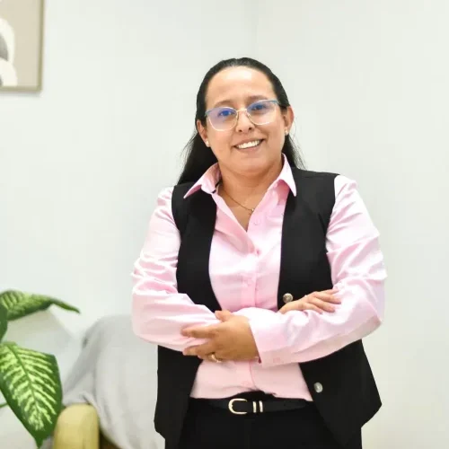 Dra. Maureen Álvarez (P.Sc)