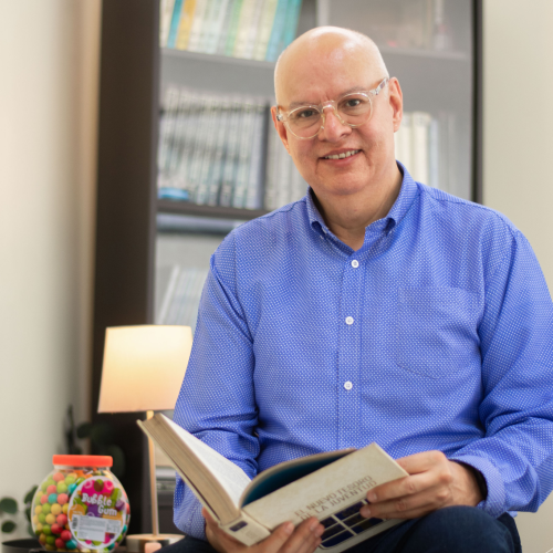 Dr. Rafael Fuentes - Psicólogo en Moravia CPPCR: 7095